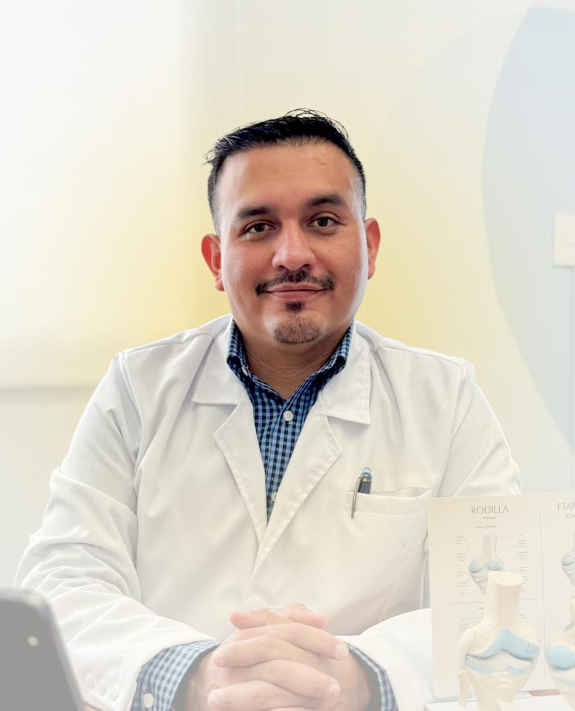 Foto del Dr. Simón Almazan